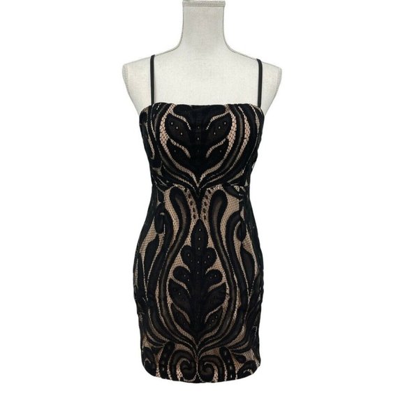 LF Seek The Label Black Lace Back Lace-Up Mini Dress Women’s Size Medium - Picture 1 of 8